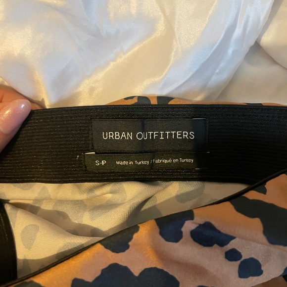 Cheetah silk midi skirt - Picture 2 of 2